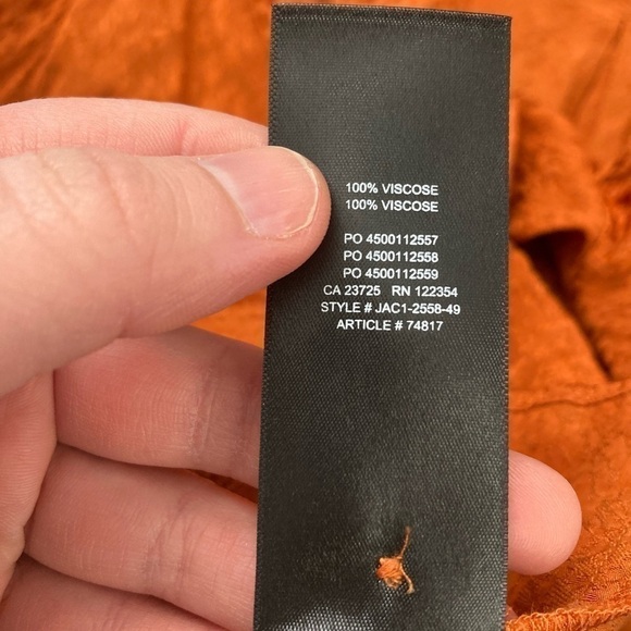 Aritzia Babaton Power embossed rust orange silky collarless blouse - Picture 8 of 9